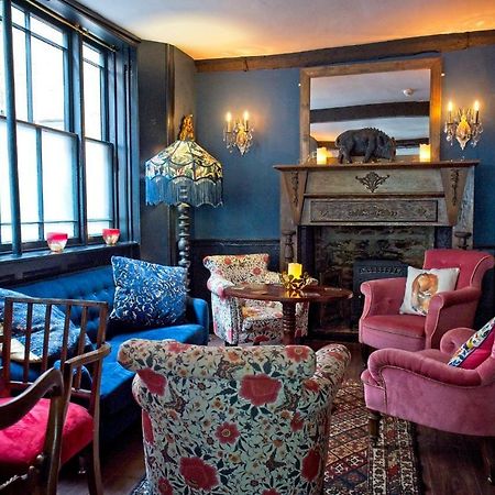 The Old Vicarage Hotel & Restaurant بريدجواتر المظهر الخارجي الصورة The interior of the restaurant