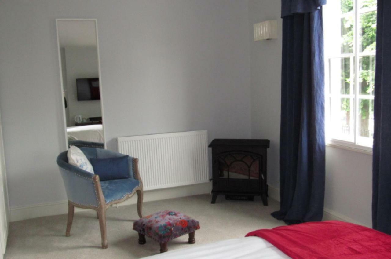 The Old Vicarage Hotel & Restaurant بريدجواتر المظهر الخارجي الصورة A room at the hotel